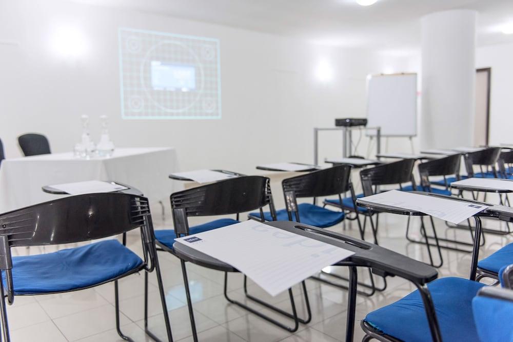 Sotel Nomentana Roma Zewnętrze zdjęcie