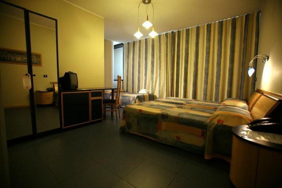 Sotel Nomentana Roma Zewnętrze zdjęcie